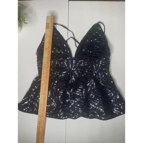 Forever 21 NWT Sequined Peplum Top Size M - Picture 6 of 10